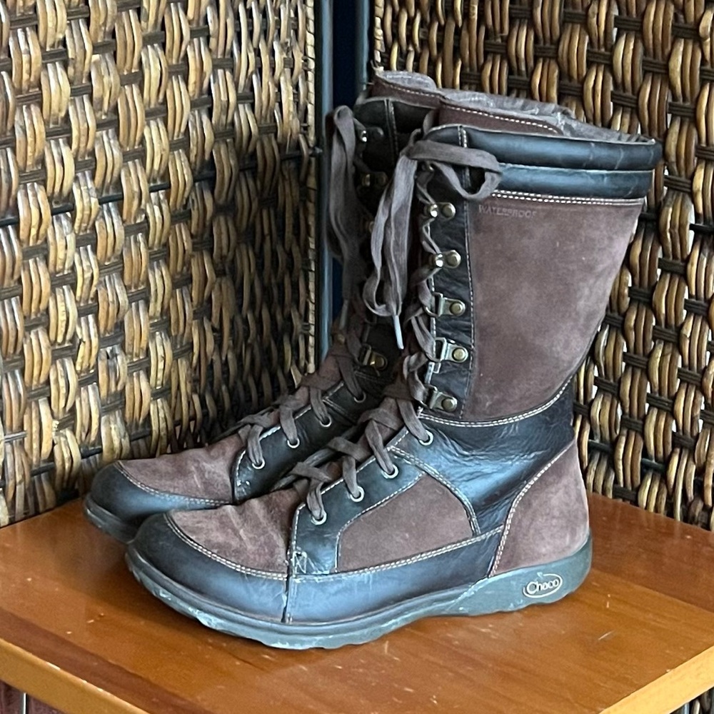 8.5 Chaco Lodge Waterproof Leather Boots Pinecone Women’s